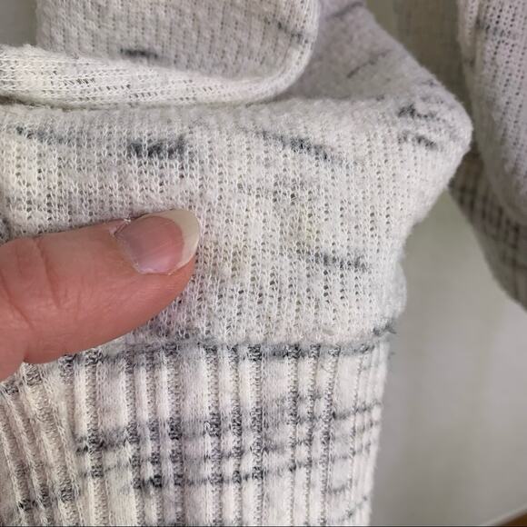 Anthropologie white gray cowl neck turtleneck pullover size Large - Picture 7 of 14